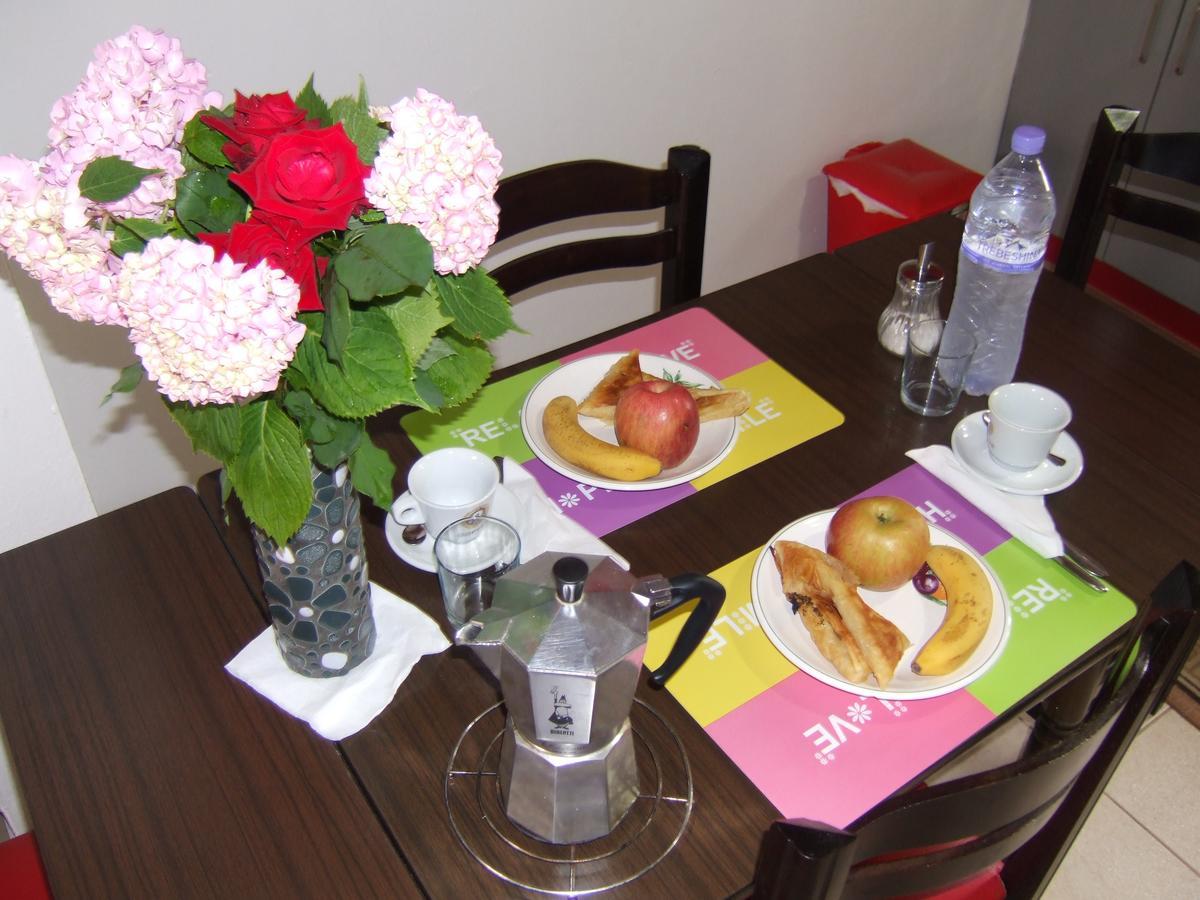 Home Hostel شكودر المظهر الخارجي الصورة