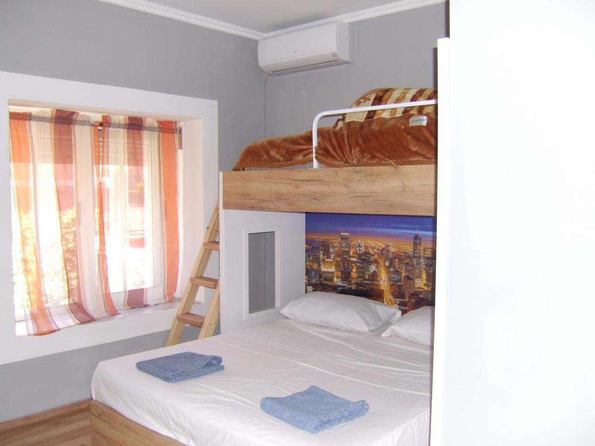 Home Hostel شكودر المظهر الخارجي الصورة