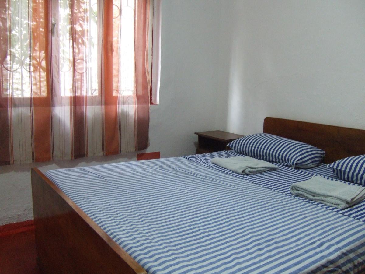 Home Hostel شكودر المظهر الخارجي الصورة
