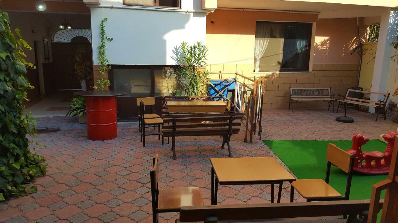 Home Hostel شكودر المظهر الخارجي الصورة