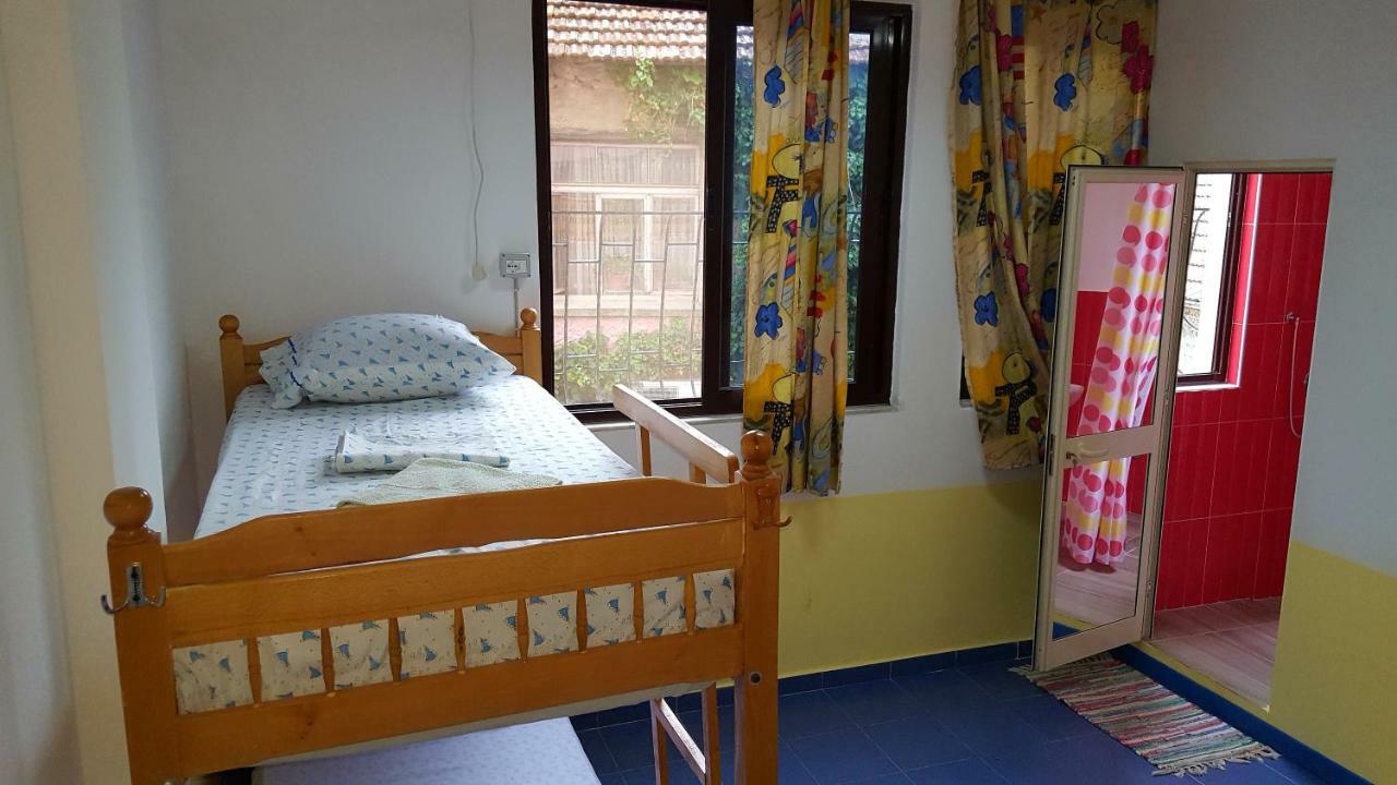 Home Hostel شكودر المظهر الخارجي الصورة