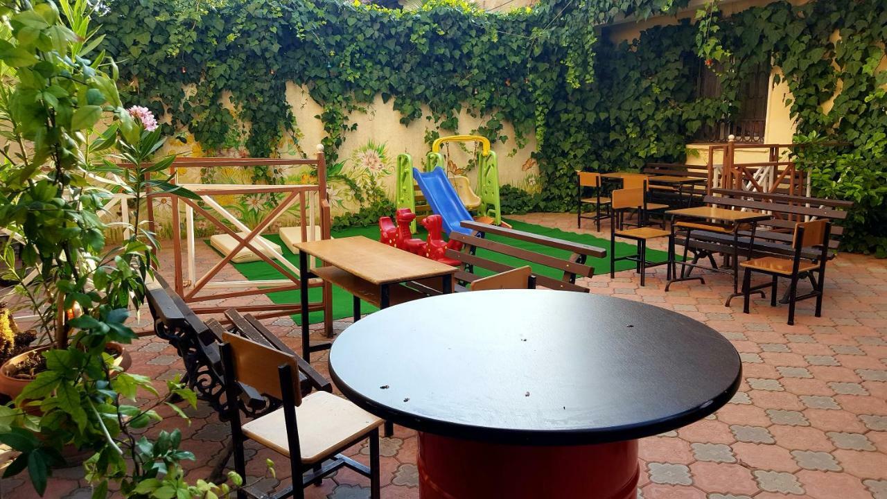 Home Hostel شكودر المظهر الخارجي الصورة