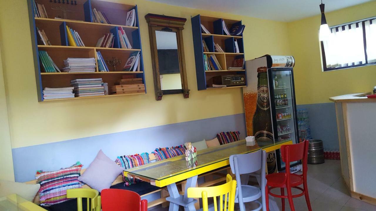 Home Hostel شكودر المظهر الخارجي الصورة