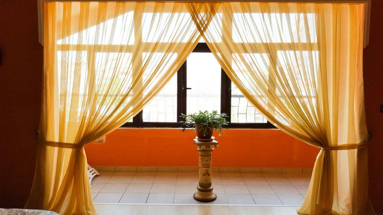 Home Hostel شكودر المظهر الخارجي الصورة